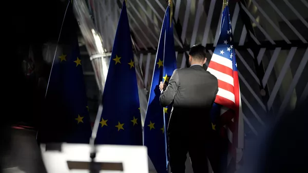 Zastava EU i Amerike - Sputnik Srbija