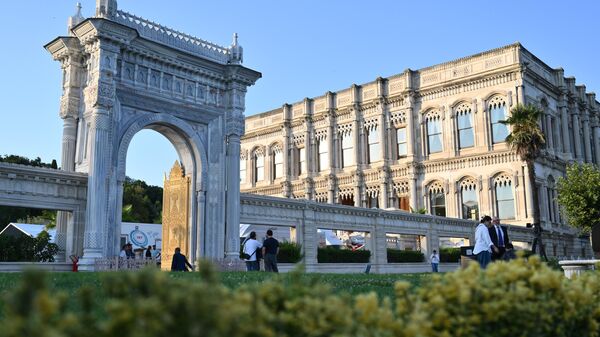 Палата Чираган у којој се одржава трећа рунда преговора Русије и Украјине - Sputnik Србија