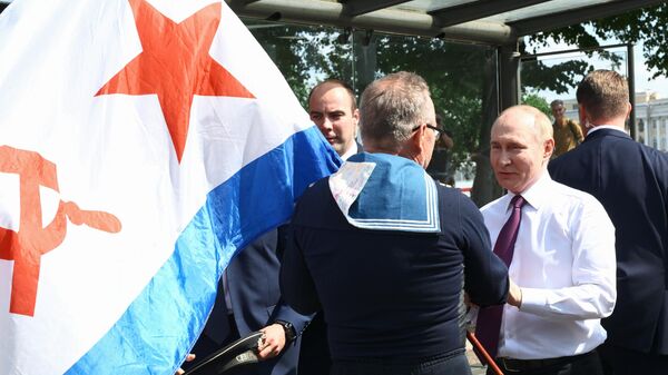 Putin poudaril pomen ruske mornarice za varnost države in razvoj strategije do leta 2050