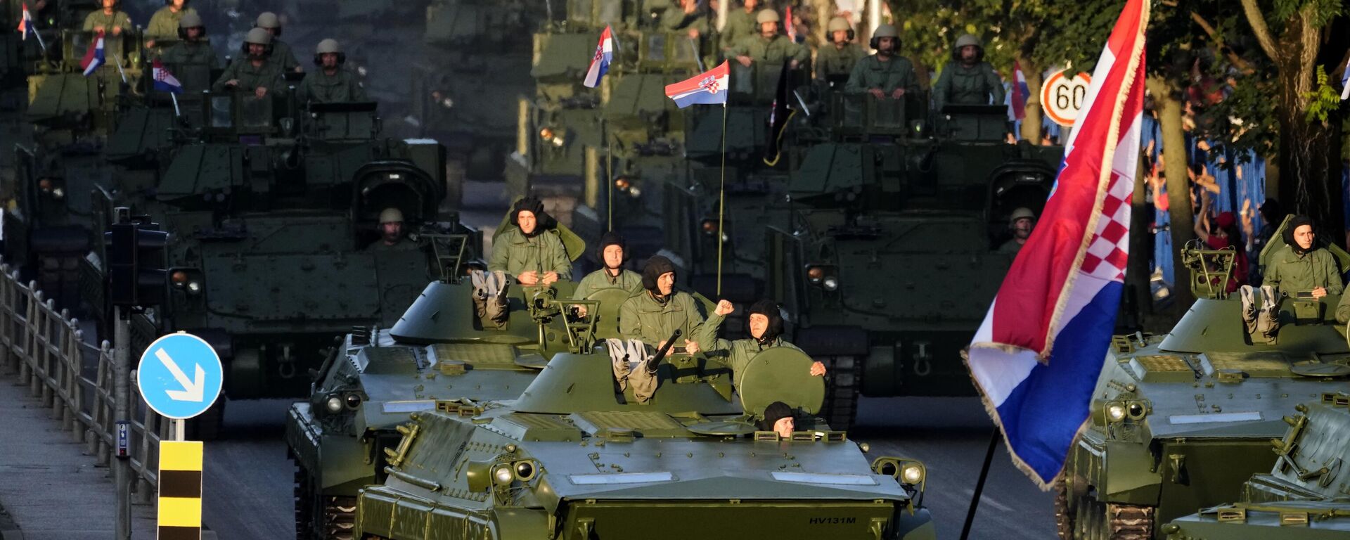 Војна парада у Загребу Војна парада у Загребу - Sputnik Србија, 1920, 04.08.2025