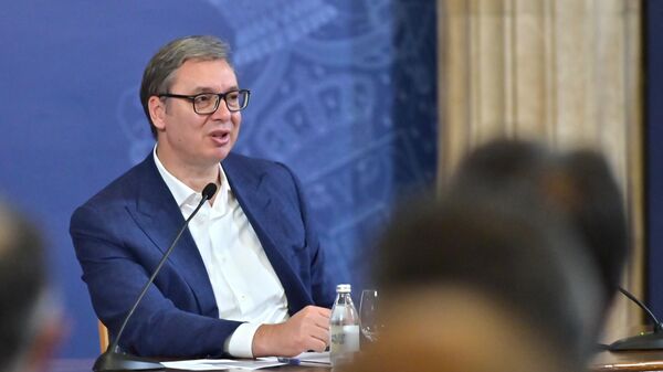 Вучић још једном позвао на дијалог