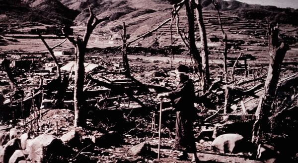 Упркос томе што су ушли у историју изазвавши смрт десетина хиљада људи, чланови посада бомбардера “Enola gay” и “Bockscar” стекли су у САД статус националних хероја. Ова два авиона чувају се данас у музејима - први у Смитсонијан институту у Вашингтону, а други у Националном музеју у Дејтону. - Sputnik Србија