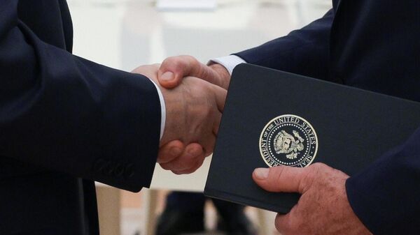 Vladimir Putin i Stiv Vitkof u Kremlju - Sputnik Srbija