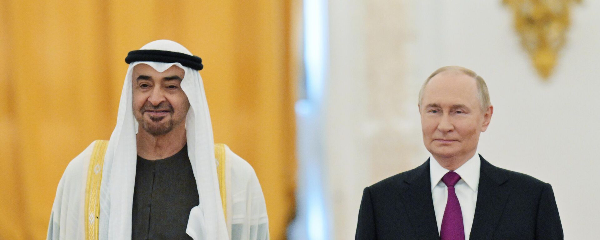 Predsednik Ujedinjenih Arapskih Emirata šeik Muhamed bin Zajed el Nahjan i predsednik Rusije Vladimir Putin u Moskvi - Sputnik Srbija, 1920, 31.03.2026