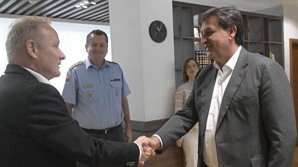 Bratislav Gašić i Knut Flovik Turensen - Sputnik Srbija