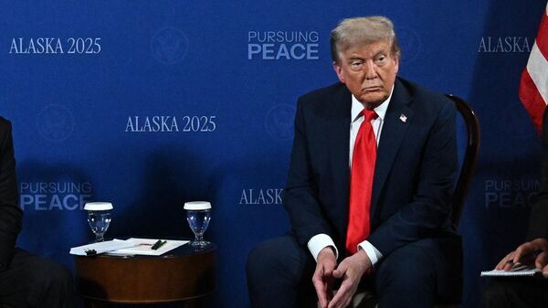 Медији: Трамп тражи нови приступ за украјинску кризу, притисак на Русију путем санкција  – неуспешан