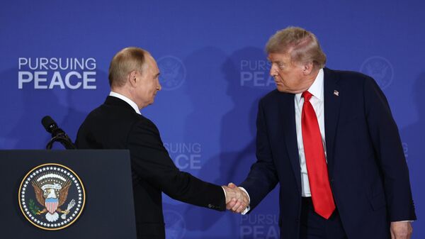 Владимир Путин и Доналд Трамп - Sputnik Србија