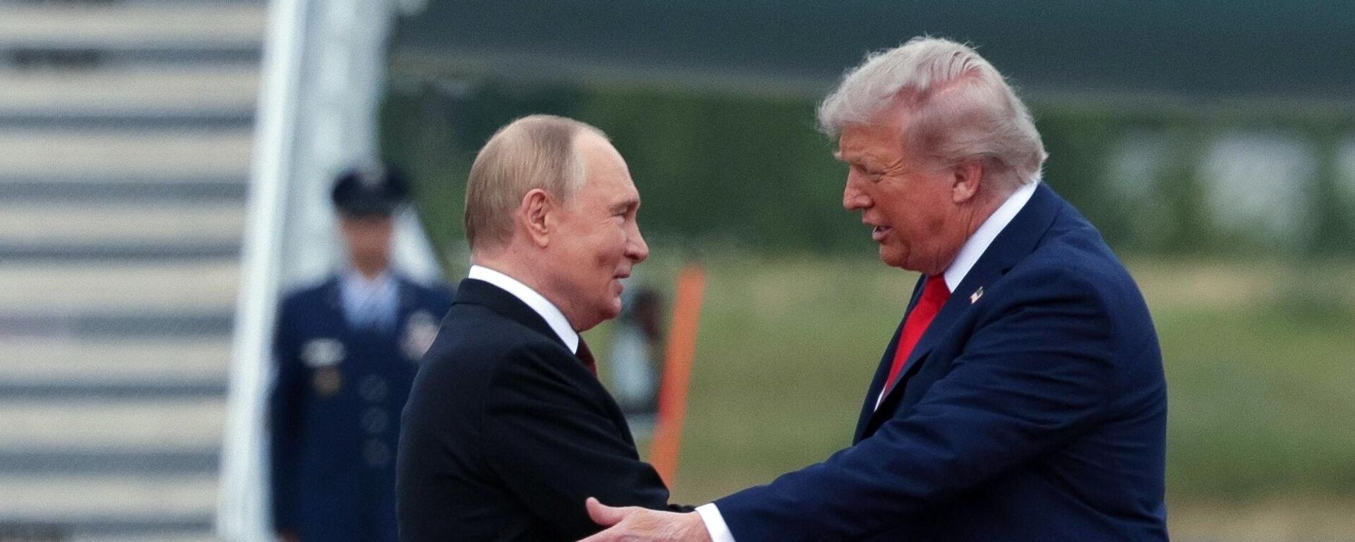 Vladimir Putin i Donald Tramp na Aljasci. Vladimir Putin i Donald Tramp na Aljasci. - Sputnik Srbija, 1920, 16.08.2025
