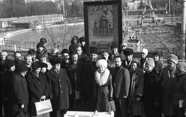 Прикупљање потписа за обнову уништеног Храма Христа Спаситеља. - Sputnik Србија