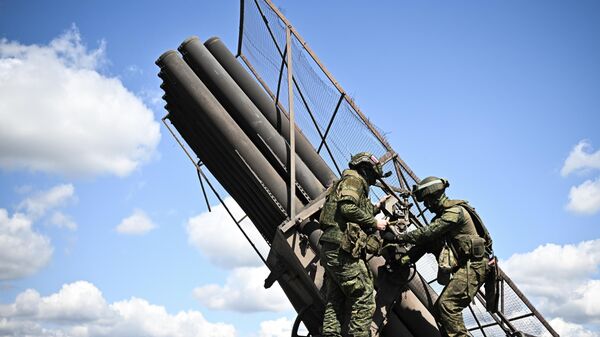 Raketni sistem uragan u zoni specijalne vojne operacije - Sputnik Srbija