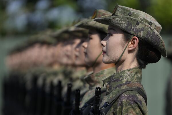 Припаднице кинеске војске  - Sputnik Србија