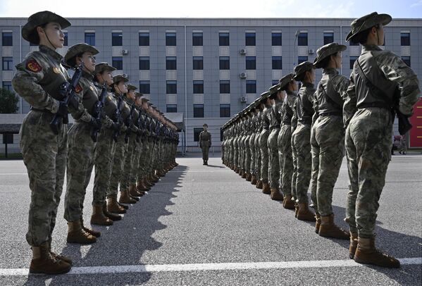 На тргу Тјенанмен ће бити 40 хиљада кинеских војника - Sputnik Србија