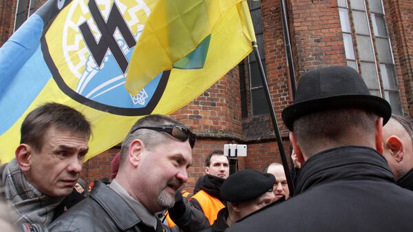 Neonacisti ukrajinskog dobrovoljačkog bataljona Azov - Sputnik Srbija