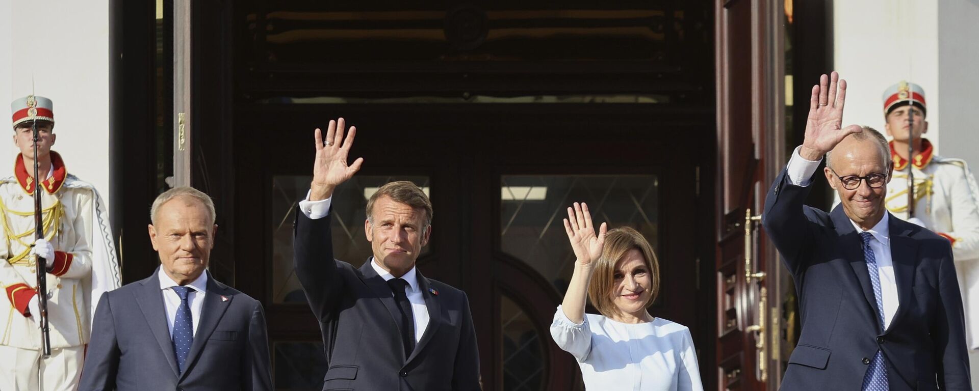 Доналд Туск, Емануел Макрон, Маја Санду и Фрдрих Мерц - Sputnik Србија, 1920, 27.08.2025