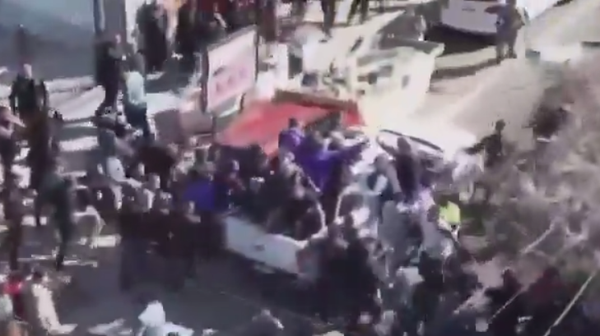 Predsednik Argentine napadnut kamenicama tokom predizborne kampanje - Sputnik Srbija