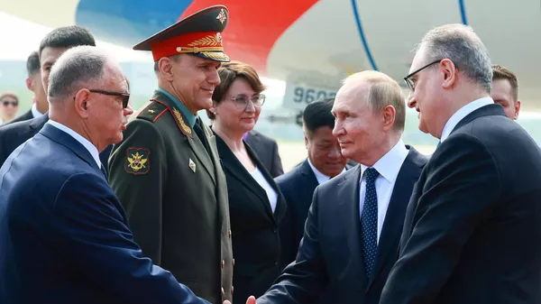 Президент РФ Владимир Путин прибыл в аэропорт Биньхай города Тяньцзинь в КНР - Sputnik Србија