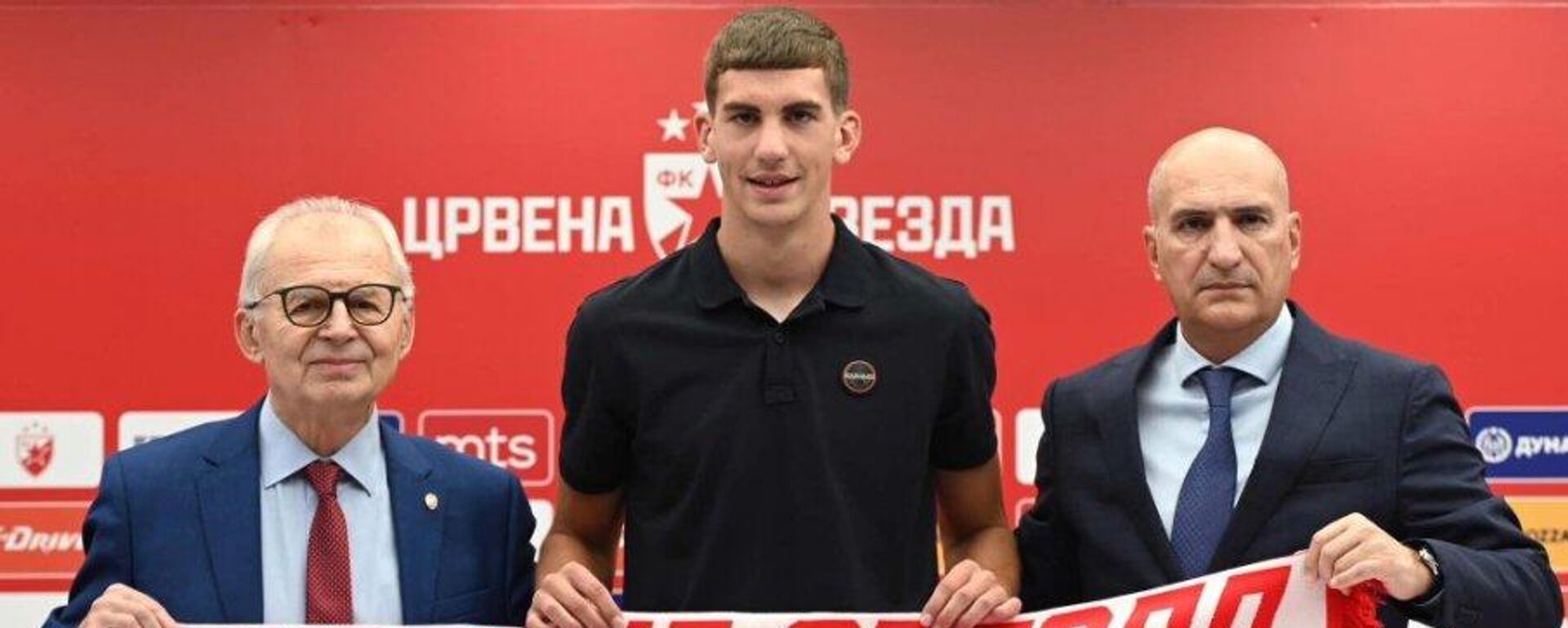 Вељко Милосављевић - Sputnik Србија, 1920, 15.09.2025