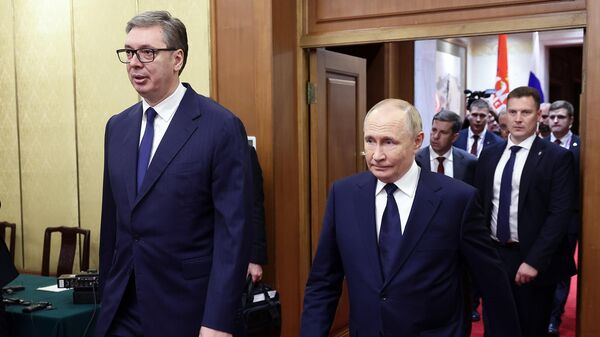 Predsednik Srbije Aleksandar Vučić i predsednik Rusije Vladimir Putin - Sputnik Srbija