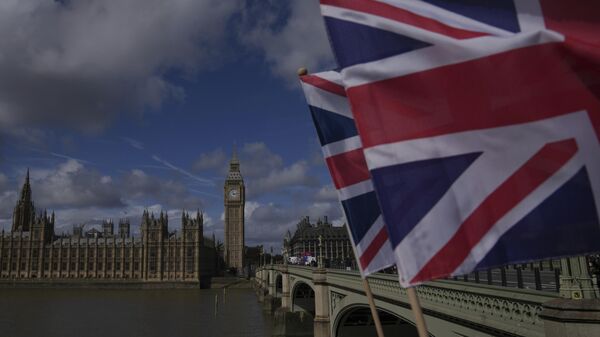 Zgrada britanskog parlamenta u Londonu - Sputnik Srbija