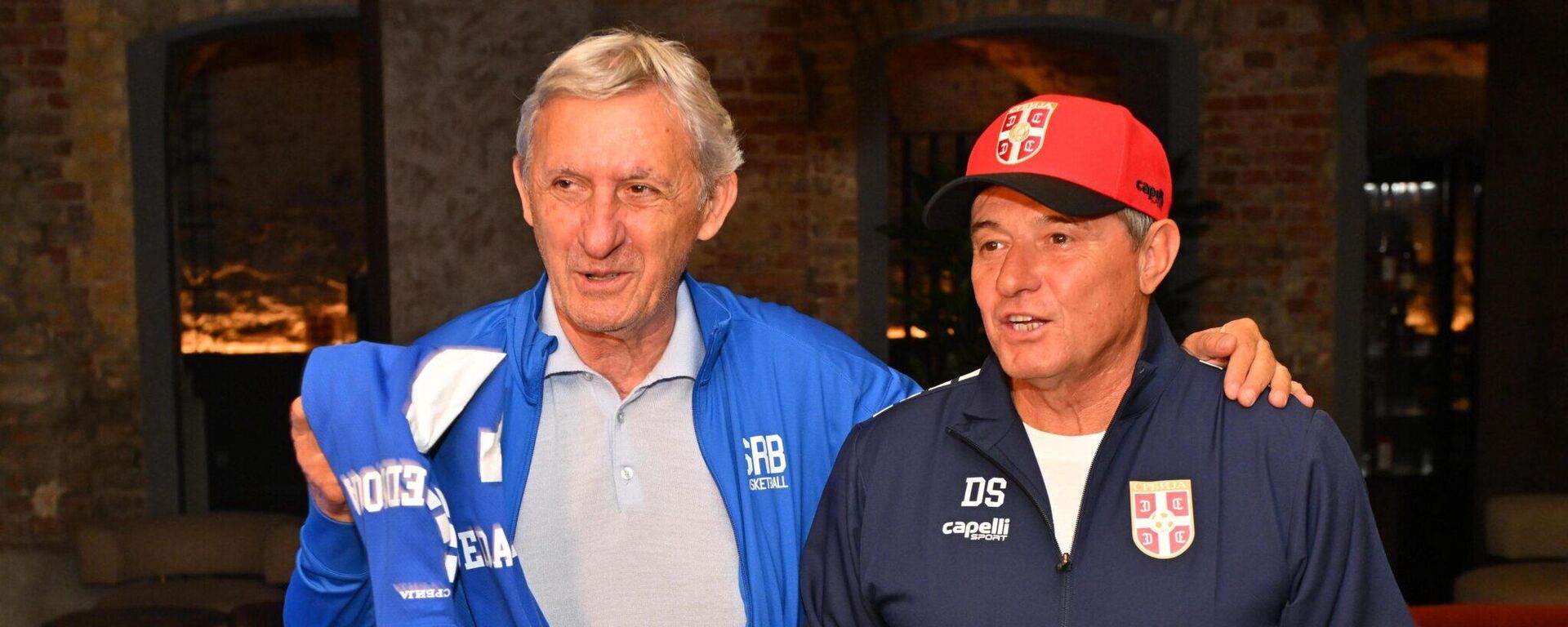 Dragan Stojković Piksi i Svetislav Pešić - Sputnik Srbija, 1920, 18.09.2025