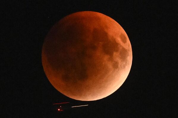 „Крвави Месец“ у Москви. - Sputnik Србија