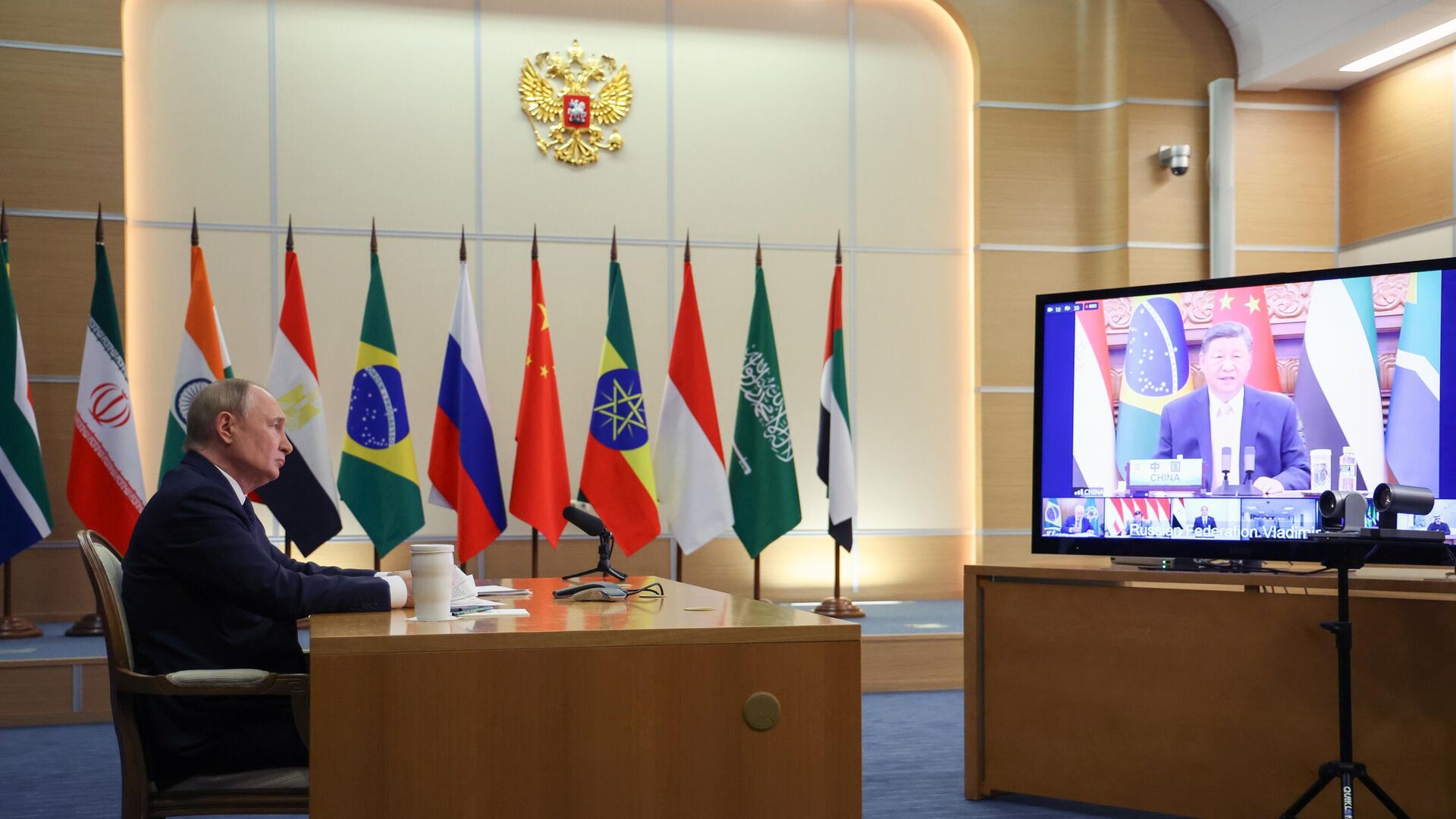 Vladimir Putin na sednici BRIKS-a Vladimir Putin na sednici BRIKS-a - Sputnik Srbija, 1920, 08.09.2025