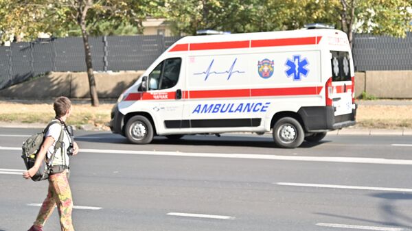 Vozilo Hitne pomoći na ulici  - Sputnik Srbija