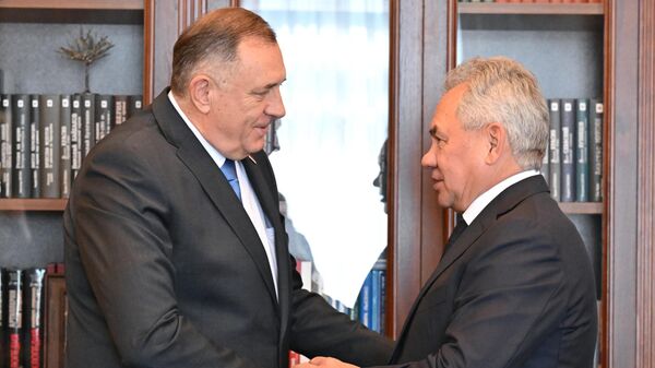 Milorad Dodik i Sergej Šojgu - Sputnik Srbija