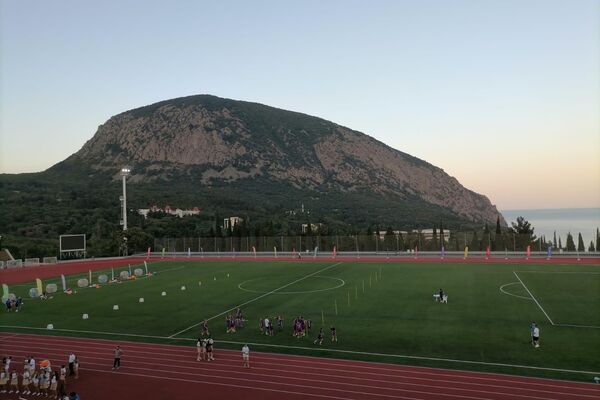 Fudbalski stadion izgrađen isključivo za potrebe dece  - Sputnik Srbija
