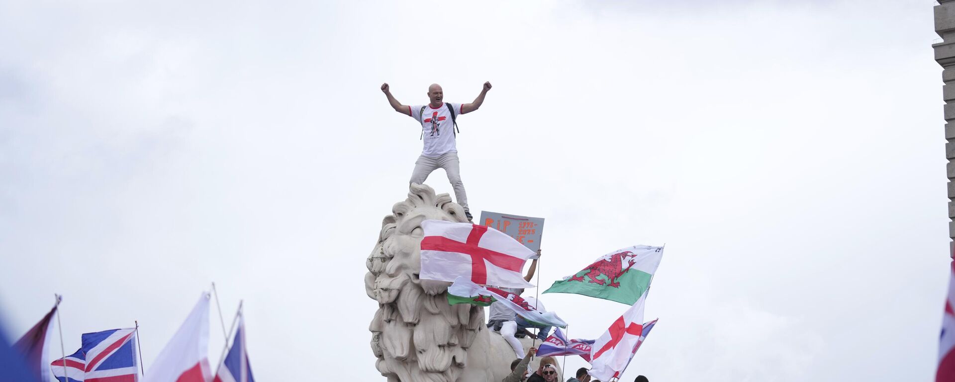 Протест, Лондон - Sputnik Србија, 1920, 13.09.2025