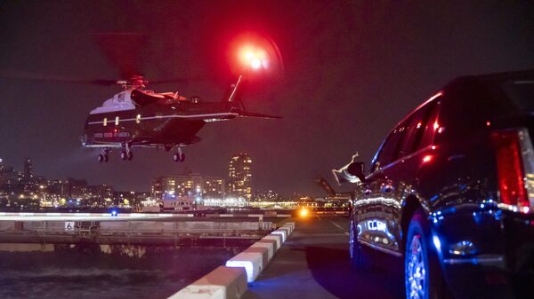 Trampov helikopter poleće  - Sputnik Srbija