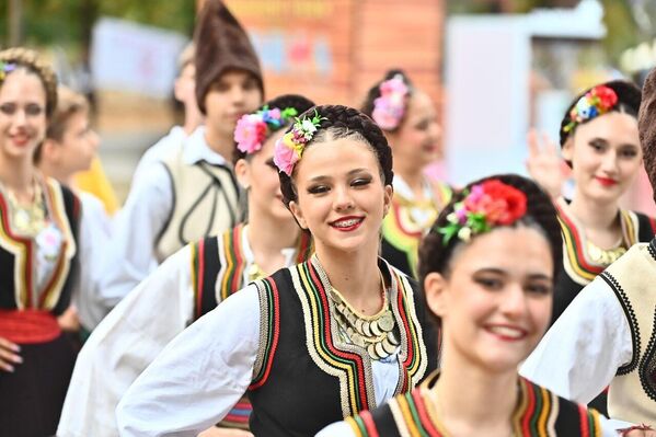 Ово је пети пут да се у Србији обележава Дан традиције. - Sputnik Србија