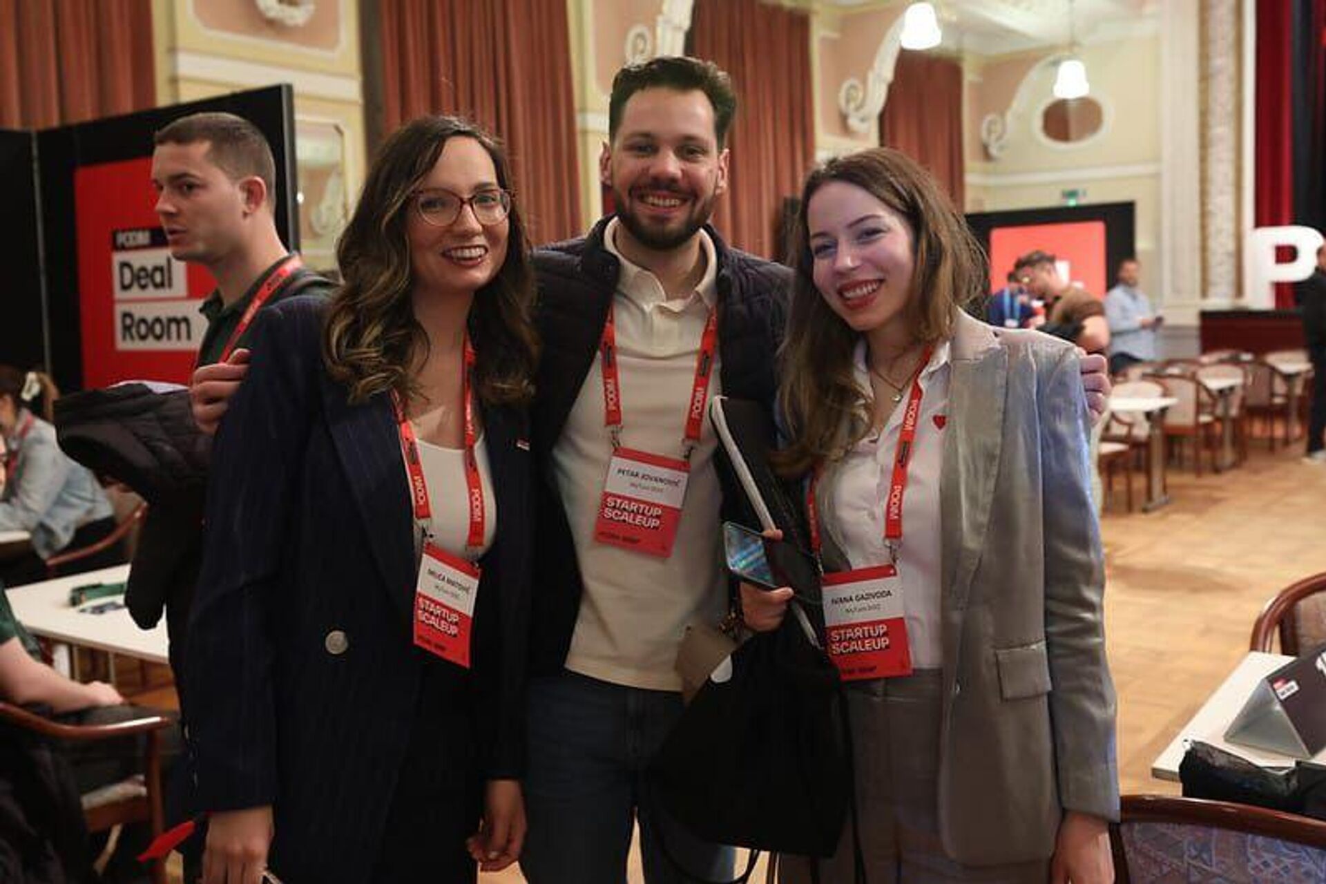 ИТ тим који је осмислио награђену апликацију - Ивана Газивода, Петар Јовановић и Милица Матовић - Sputnik Србија, 1920, 19.09.2025