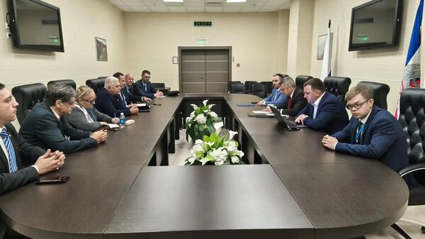 Ministar informisanja i telekomunikacija Srbije Boris Bratinau zvaničnoj poseti Ruskoj Federaciji - Sputnik Srbija