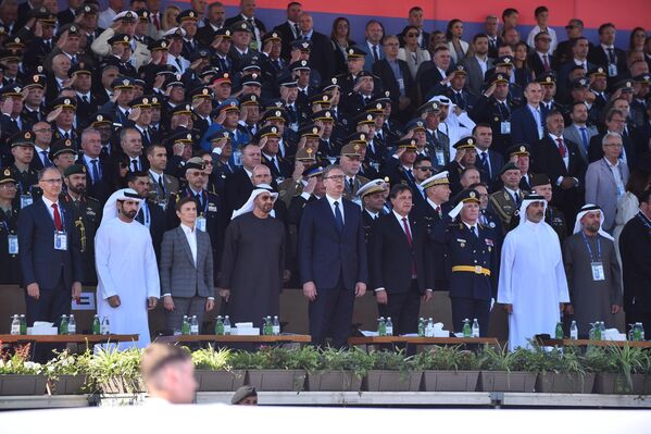 Паради су приисуствовали председник Уједињених Арапских Емирата, делегација Краљевине Бахреин, престолонаследник Дубаија, министар одбране Мађарске, начелник Генералштаба ОС Републике Азербејџан, начелник Заједничког штаба ОС Босне и Херцеговине, начелник штаба ваздухопловства и свемира ОС Републике Француске и командант Националне Гарде Охаја Паради су приисуствовали председник Уједињених Арапских Емирата, делегација Краљевине Бахреин, престолонаследник Дубаија, министар одбране Мађарске, начелник Генералштаба ОС Републике Азербејџан, начелник Заједничког штаба ОС Босне и Херцеговине, начелник штаба ваздухопловства и свемира ОС Републике Француске и командант Националне Гарде Охаја - Sputnik Србија