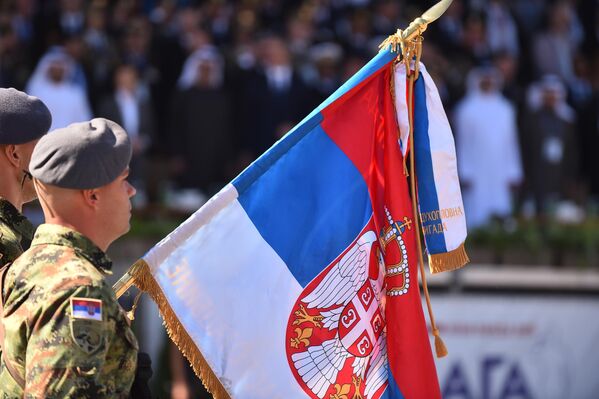 Дан српског јединства, слободе и националне заставе обележава се у спомен на српску заставу коју су носили српски војници током пробоја Солунског фронта 15. септембра 1918. године - тренутак када је наш народ, уједињен у заједничком циљу, извојевао победу и ушао у историју као пример храбрости и слоге. Дан српског јединства, слободе и националне заставе обележава се у спомен на српску заставу коју су носили српски војници током пробоја Солунског фронта 15. септембра 1918. године - тренутак када је наш народ, уједињен у заједничком циљу, извојевао победу и ушао у историју као пример храбрости и слоге. - Sputnik Србија