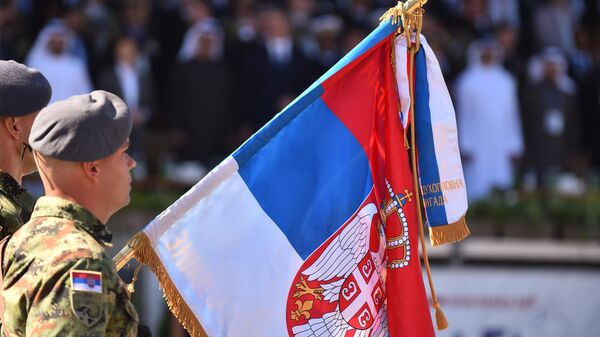 Dan srpskog jedinstva, slobode i nacionalne zastave obeležava se u spomen na srpsku zastavu koju su nosili srpski vojnici tokom proboja Solunskog fronta 15. septembra 1918. godine - trenutak kada je naš narod, ujedinjen u zajedničkom cilju, izvojevao pobedu i ušao u istoriju kao primer hrabrosti i sloge. - Sputnik Srbija