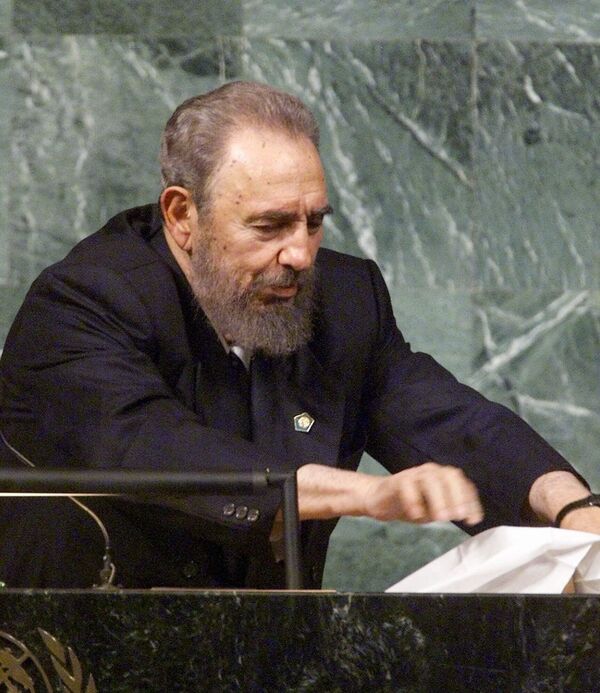 Архивска фотографија: Председник Кубе Фидел Кастро за говорницом Генералне скупштине УН - Sputnik Србија