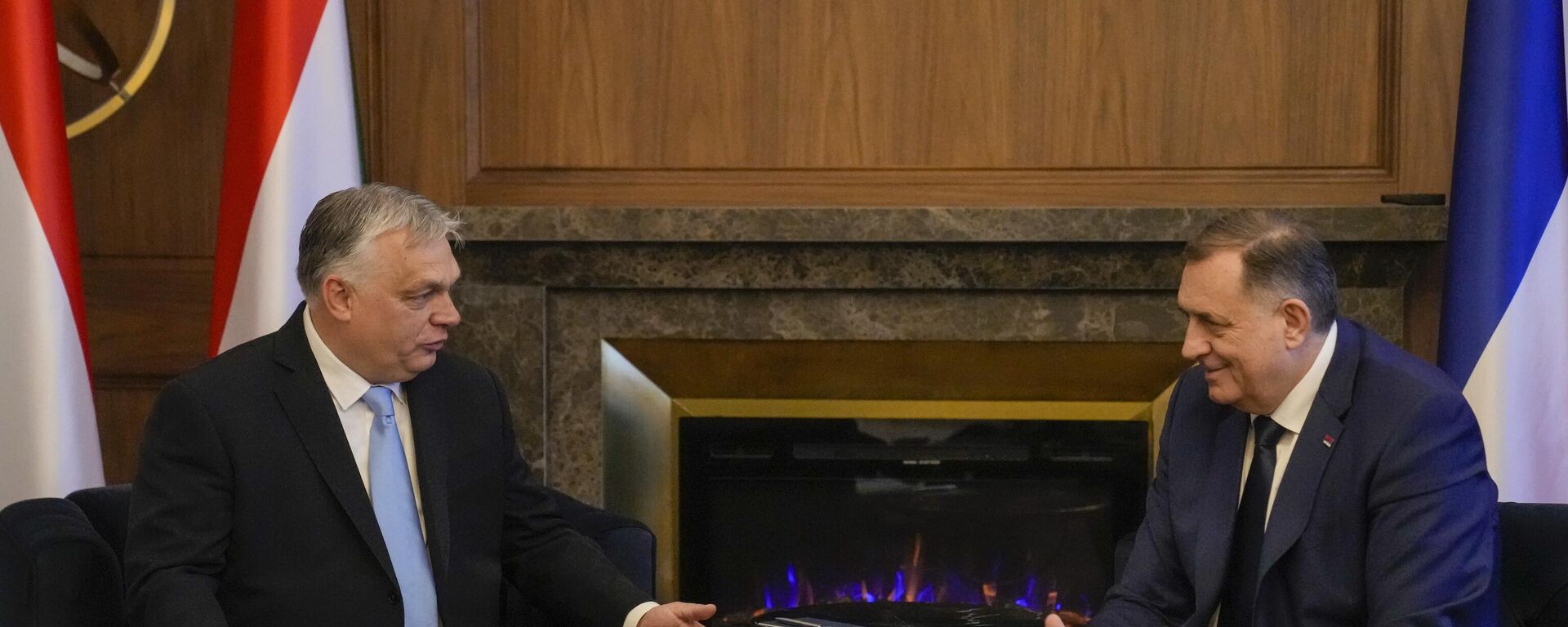 Виктор Орбан и Милорад Додик (архивска фотографија) - Sputnik Србија, 1920, 21.03.2026