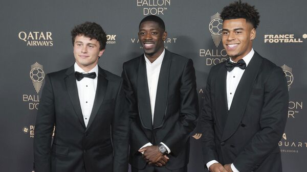 Usman Dembele (u sredini) - Sputnik Srbija