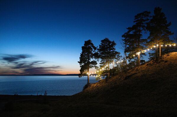 Године 1996., Бајкалско језеро је уписано уписано у Листу светске баштине Унеска. Препознато је због изузетне вредности за човечанство и изузетног природног значаја - Sputnik Србија