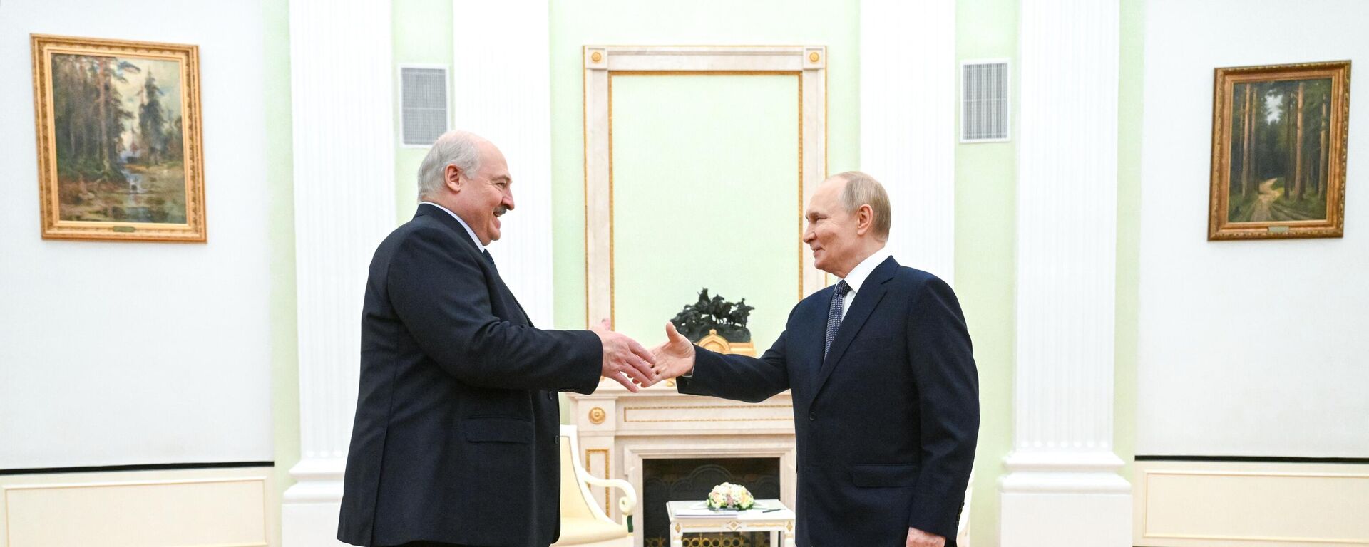 Александар Лукашенко и Владимир Путин - Sputnik Србија, 1920, 26.09.2025