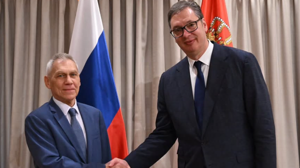 Александар Вучић и Александар Боцан Харченко - Sputnik Србија