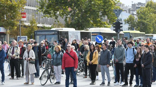 Обележено 11 месеци од пада надстрешнице у Новом Саду - Sputnik Србија