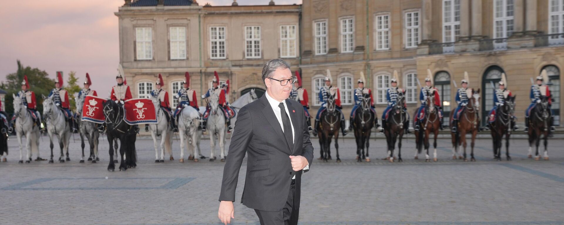 Aleksandar Vučić - Sputnik Srbija, 1920, 02.10.2025