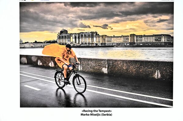 Radi razmene iskustava u oblasti fotografije, u okviru Foto olimpijade organizovani su događaji koji su okupili više od 300 fotografa.  - Sputnik Srbija