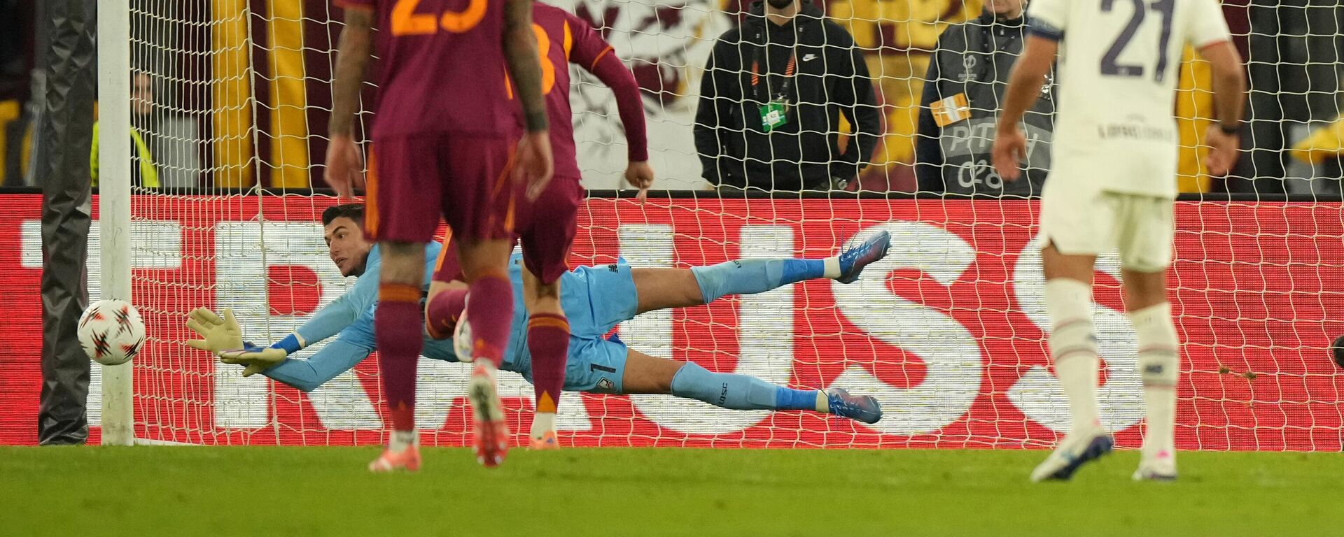 Lil - Sputnik Srbija, 1920, 04.10.2025