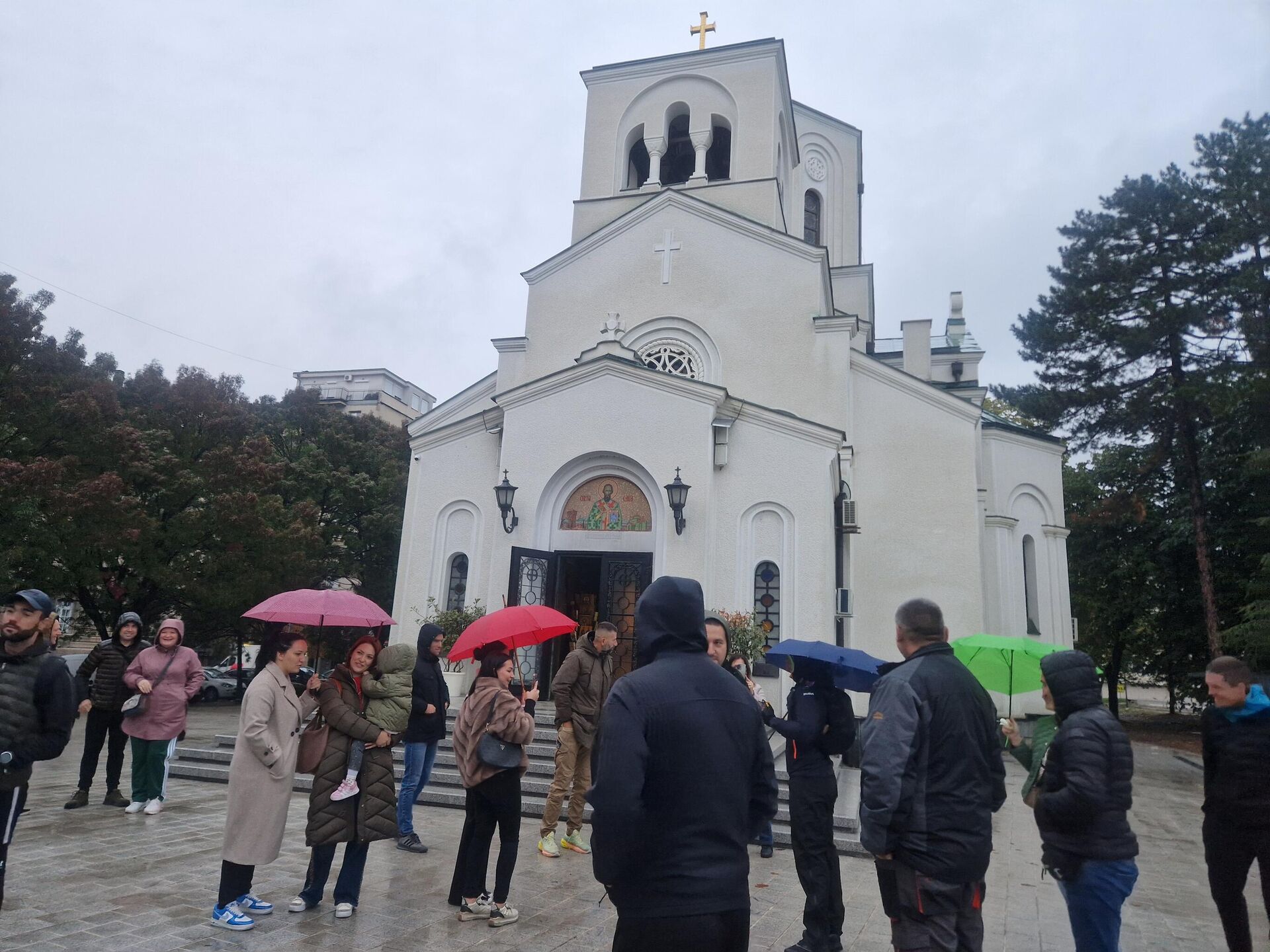 Ispratile su ih njihove porodice, kolege iz MUP-a i članovi DEBRA-e - Sputnik Srbija, 1920, 04.10.2025