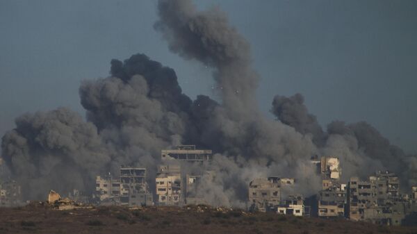 Izrael bombarduje Pojas Gaze - Sputnik Srbija
