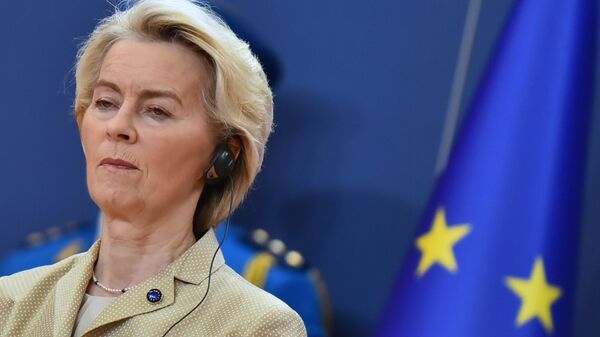 „Велики поклон“ из Брисела: Уведите санкције Русији, па вадимо из фиоке кластер – у машници!
